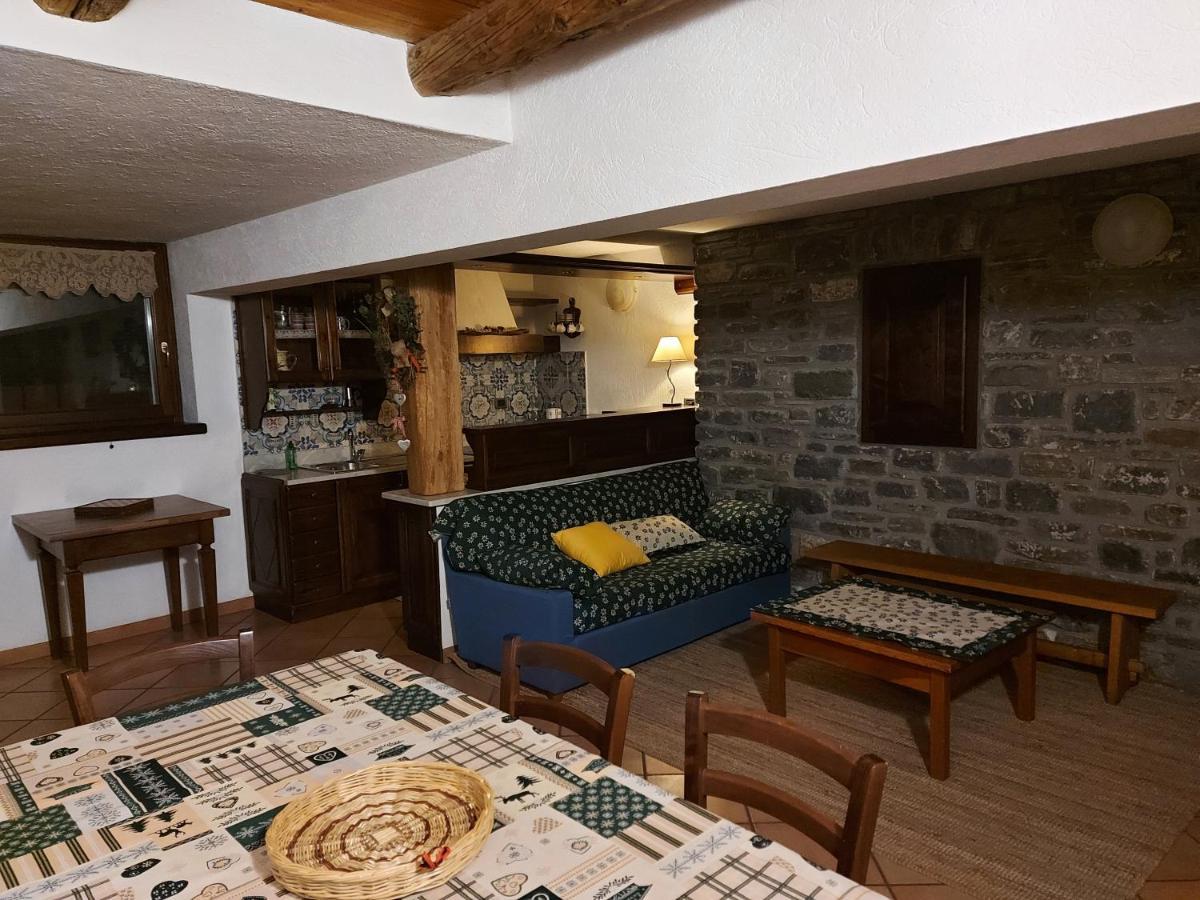 La Taverna Alloggio Ad Uso Turistico - Vda -Sarre - Cir- 0073 Aosta Exterior foto